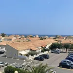 Appartement 2 Pieces Avec Mezzanine, Piscine Et Parking A Narbonne Plage - Fr-1-229B-63