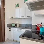 Appartement Avec Apercu Mer Et Piscine Aux Sables-D'Olonne - Fr-1-485-137