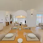 Villa De Luxe Avec Piscine Pour 12 Personnes