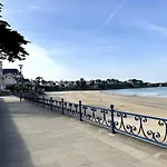 Studio Centre Ville Proche Plages Et Commerces