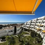 Appartement 4 Pieces, Vue Mer, Piscine Et Parking Prive