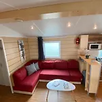 Bungalow Convivial Pres De Saint-Jean-De-Monts Avec Jardin_2