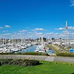 T2 A Arzon Avec Terrasse, Piscine Et Animaux Admis - Fr-1-775-6