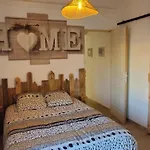 Appartement Pour 4, Renove, Climatise, Aux Saintes-Maries-De-La-Mer - Fr-1-475-152