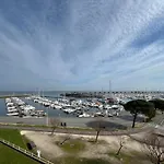 Appartement T3 Avec Balcon Et Parking Prive Au Port D'Arcachon - Fr-1-319-591