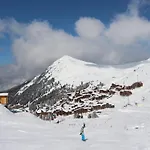 Superbe Studio-Cabine Pour 4 Sur Les Pistes, Balcon, Casier A Skis Adjacent, Parking - Fr-1-455-141