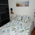 Palm Garden Holiday Home Near Coast, Pleubian
