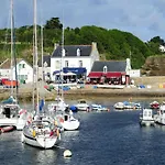 Semi-Detached House, Lesconil