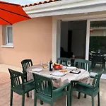 Terraced House, Moliets