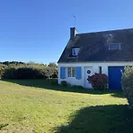 Ref 007 Maison Vue Mer Trois Chambres Sept Personnes Avec Jardin Kermor Arzon