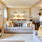 Appartement Contemporain Avec 3 Chambres En Suite, Au Coeur De Courchevel, Proche Des Pistes - Fr-1-562-15