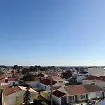 Appartement Renove A Saint-Hilaire-De-Riez, Parking Prive, Proche Plage Et Commerces - Fr-1-323-258