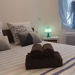 Cosy T2, Meuble De Tourisme 3 Etoiles, Parking Ferme , 2Velos, Wi-Fi