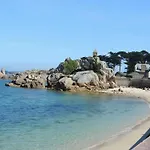 Holiday Flat With Sea And Garden View, Just 400M From The Beach In Port-Blanc