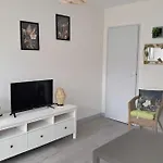 1 Bedroom Apartment - Near The Beach