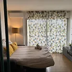 Logement Climatise Balcon Plage Parc-Expo Arena