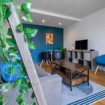 Le Cocon Balcony, Center, Wifi, Beaux Arts