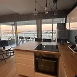 Grande Studio Vue Mer Proche Embarcadere