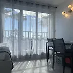 Studio Renove Face Mer Avec Parking, Au Cap D'Agde - Fr-1-723-172