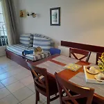 Appartement Dans Residence Du Golf Proche Du Lac