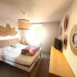 Spacieux 3 Pieces Avec Garage, Climatisation, Terrasse, Proche Centre A Sete - Fr-1-338-584