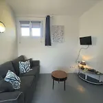 Studio Renove Avec Piscine, Balcon, A 700M De La Plage - Narbonne Plage - Fr-1-229B-99