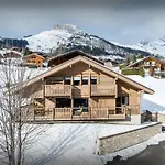 Chalet Ours Rouge - Ovo Network