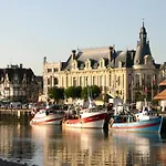 Charmant 2 Pieces Proche Centre Et Plage Avec Parking A Trouville - Fr-1-712-67