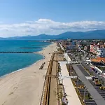 Grand Studio Avec Balcon Au Pied De La Plage