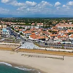 Grand Studio Avec Balcon Au Pied De La Plage