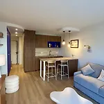 La Maison Bleu