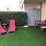 Appartement Dans Une Residence En Front De Mer - 4910