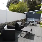 Maison Renovee Proche Plage Pour 5 Personnes Avec Jardin A Barbatre - Fr-1-823-86