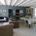 Maison Calme Proche Plage Noirmoutier, 6 Personnes, Animaux Admis, Parking Prive - Fr-1-823-76