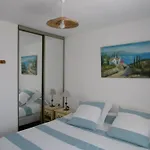 Maison Noirmoutier Entre Bourg Et Plage, 4/6 Pers, Jardin, Parking, Tv, Wifi - Fr-1-823-70