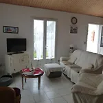 Maison Confortable A Barbatre Pour 6 Pers., Proche Plage - Fr-1-823-49