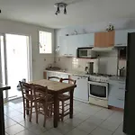 Maison Ile De Noirmoutier Pour 6 Pers, Proche Plage Et Jardin Clos - Fr-1-823-42