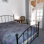 Maison A Barbatre Proche Plage Pour 6 Pers., Animaux Admis - Fr-1-823-17