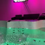 Loveroom