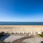 Au Bord De L'Eau - Vue Imprenable Sur Le Bassin