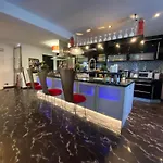 La Maison Du Bonheur, Piscine, Jacuzzi, Billard