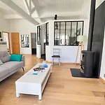 Superbe Villa Avec Piscine Au Coeur Du Village