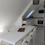 Le Haut Du Nelud - Appt Dans Maison Avec Jardin
