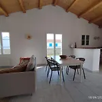 Maison Renovee Saint-Denis, Proche Ocean, Jardin, Parking - Fr-1-778-43