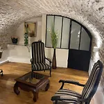 Beautiful T2 Hypercentre Private Courtyard