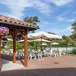 Appartement T3 Familial A Ondres Avec Piscine Et Parking - Fr-1-239-1103