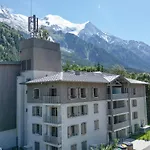 Appartement Moderne Avec Sauna, Balcon Et Parking A Chamonix - Fr-1-343-246