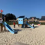 Mer Et Soleil A Blonville Sur Mer/ Deauville