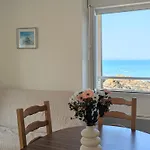 T3 Vue Mer - Face A La Plage Et Au Sentier Des Douaniers