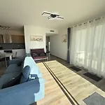 Spacieux Appartement Dans Une Residence Avec Piscine